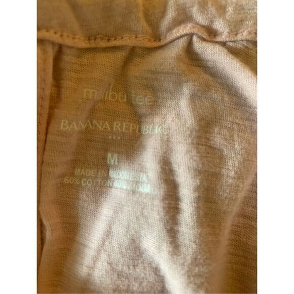 Banana Republic Malibu Tee - Picture 2 of 7